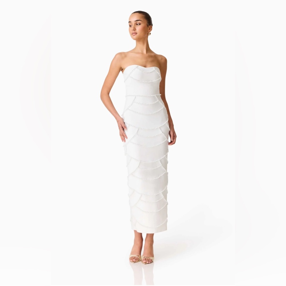 Elliatt Lucine Fitted Gown in White Bridal Shower Wedding Dress size M NWT - Picture 4 of 7